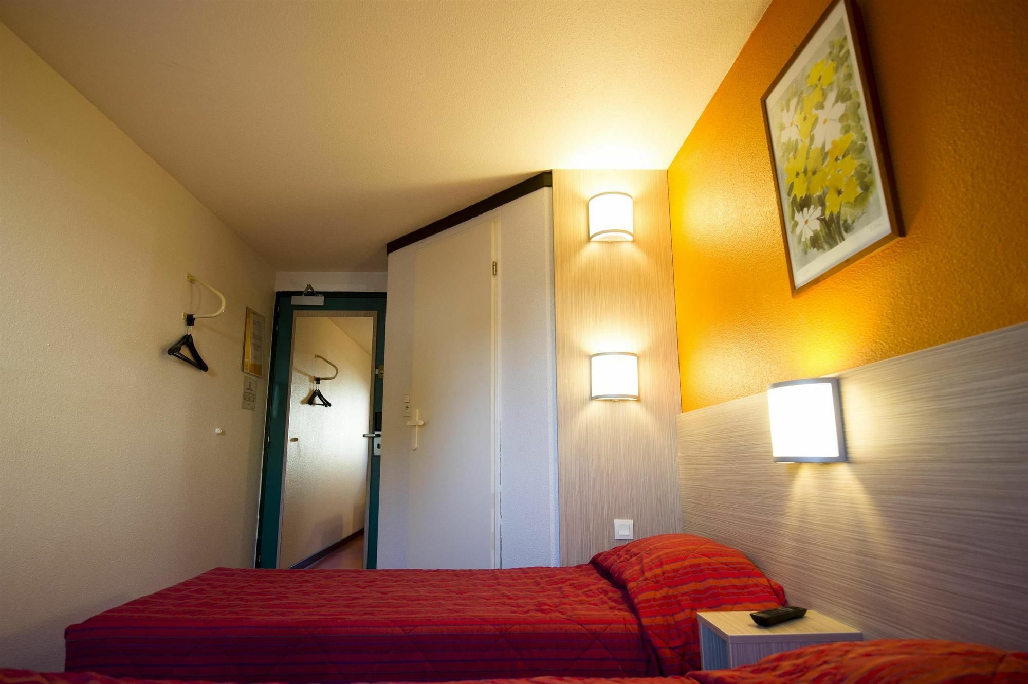 Premiere Classe Orleans Ouest - La Chapelle St Mesmin Екстер'єр фото